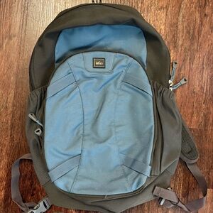 REI Co-op Sling Backpack - Blue & Grey - Single Strap Daypack - EUC